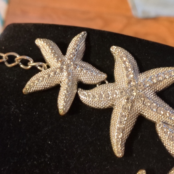 Starfish statement necklace - Picture 3 of 7